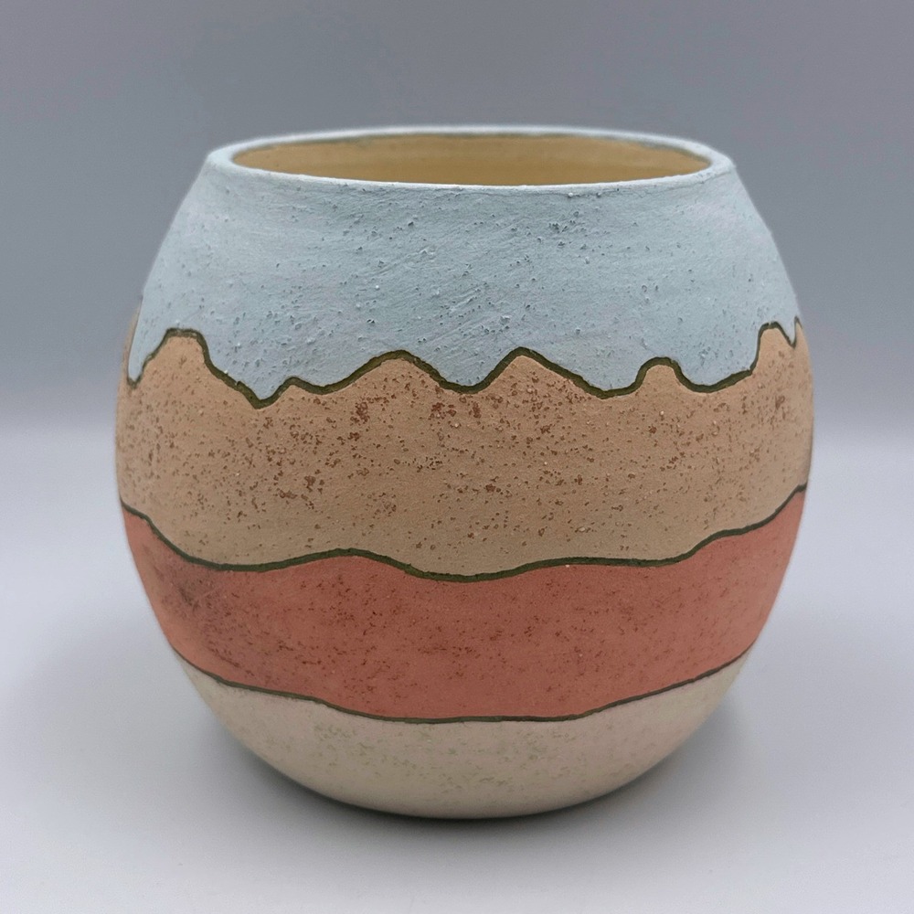VTG Native American AZ Navajo Hand Molded & Painted Pueblo Scene Vase Signed